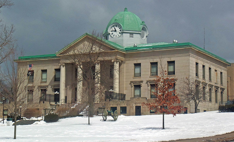 The Sullivan County Courthouse located in Monticello, NY.